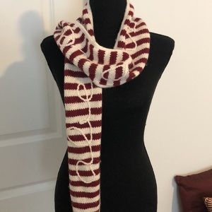 Abercrombie knit scarf